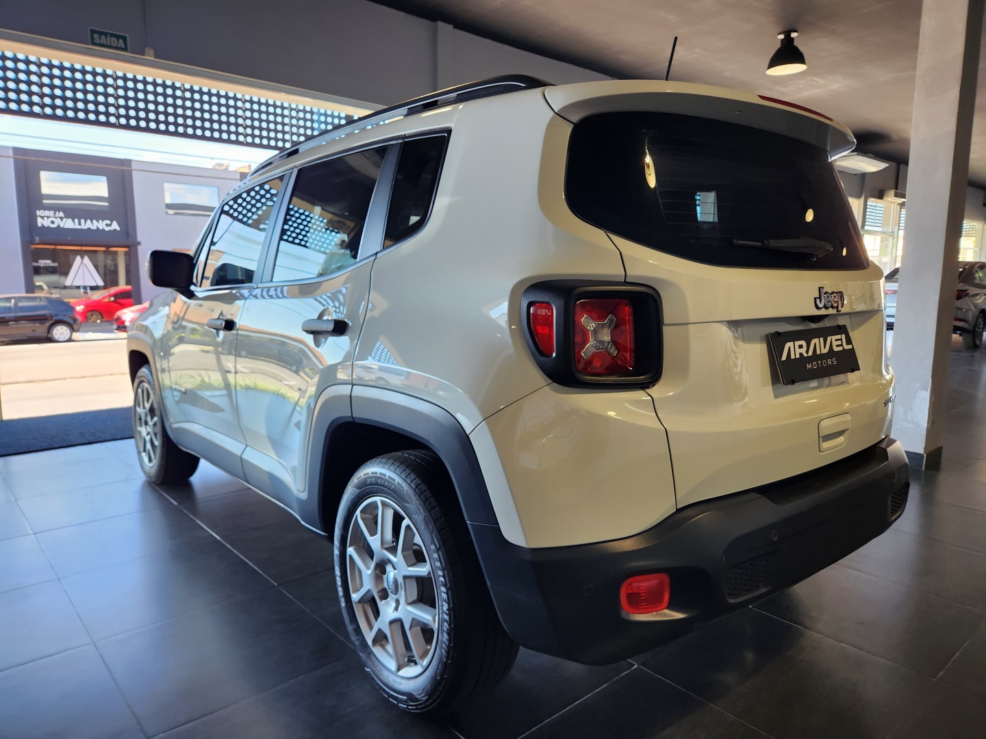 RENEGADE 1.8 16V FLEX SPORT 4P AUTOMÁTICO