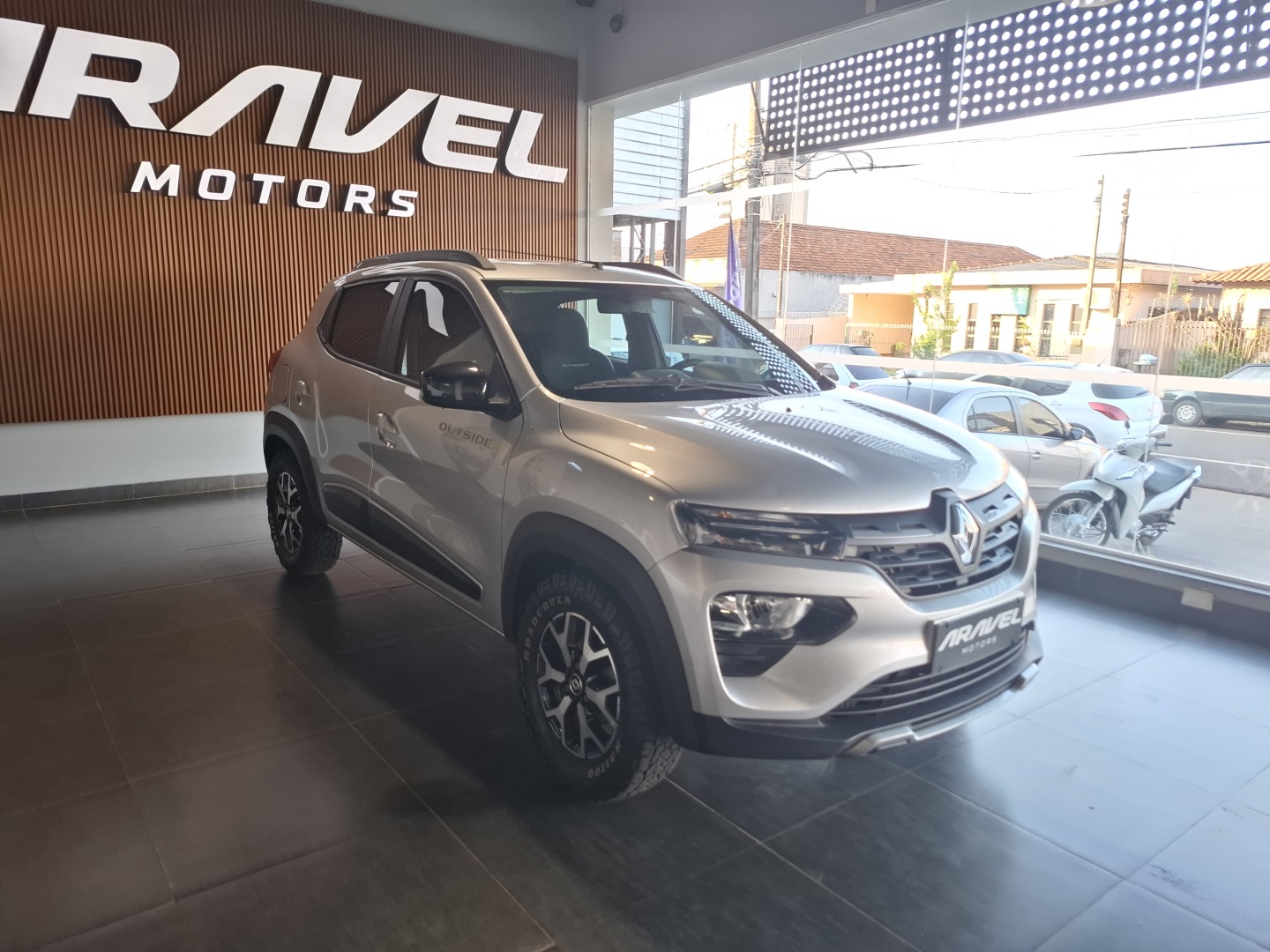 KWID 1.0 12V SCE FLEX OUTSIDER MANUAL