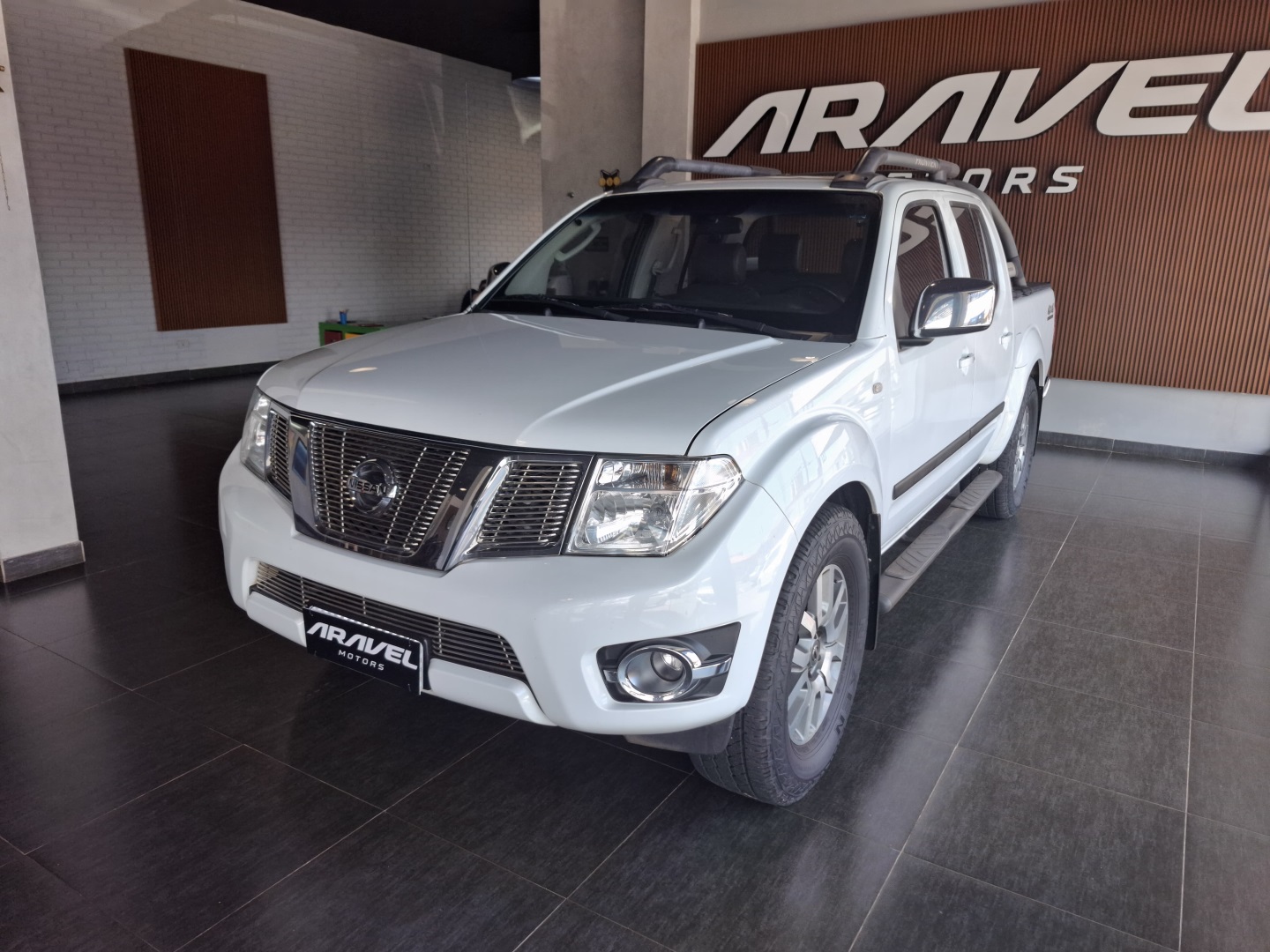 FRONTIER 2.5 SL 4X4 CD TURBO ELETRONIC DIESEL 4P AUTOMÁTICO