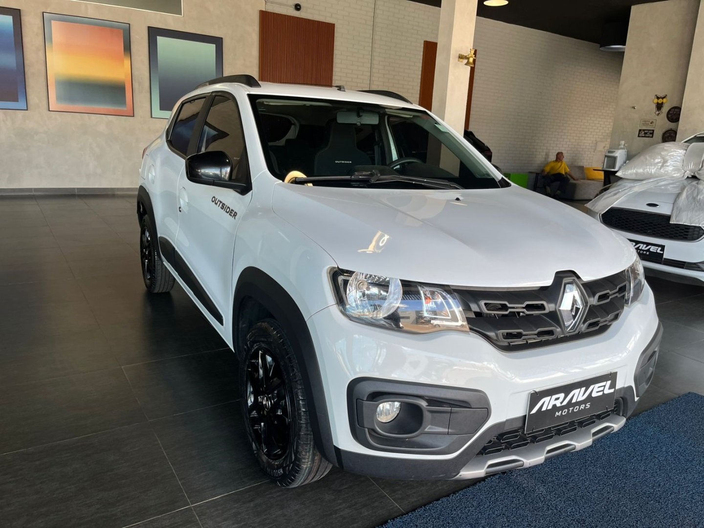 KWID 1.0 12V SCE FLEX OUTSIDER MANUAL