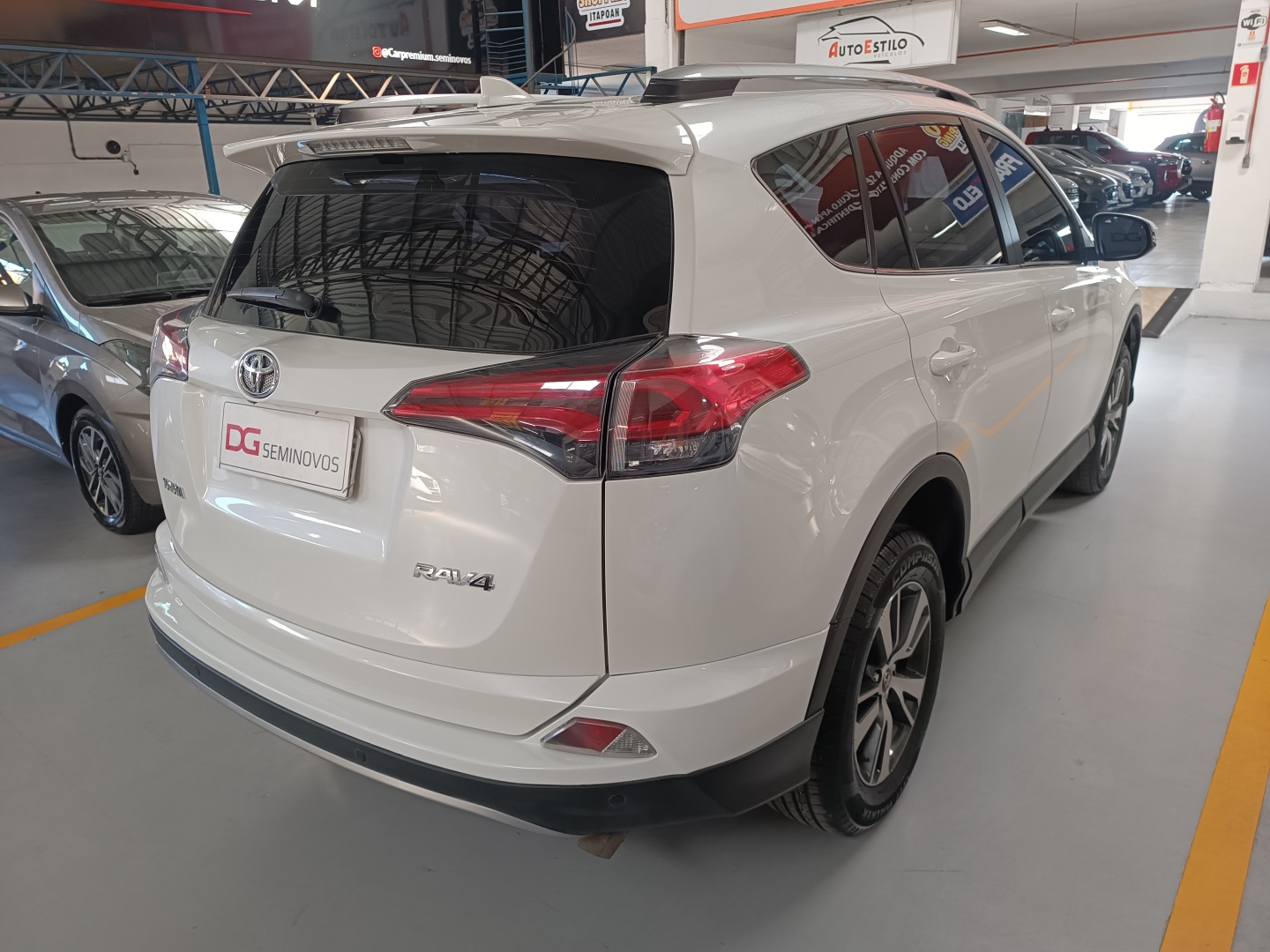 TOYOTA RAV4