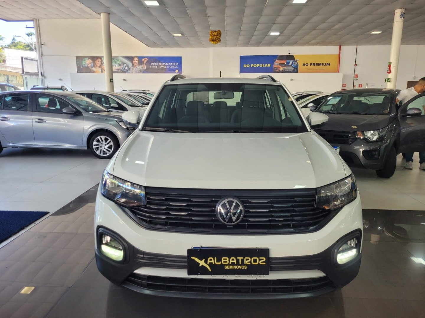 VOLKSWAGEN T-CROSS