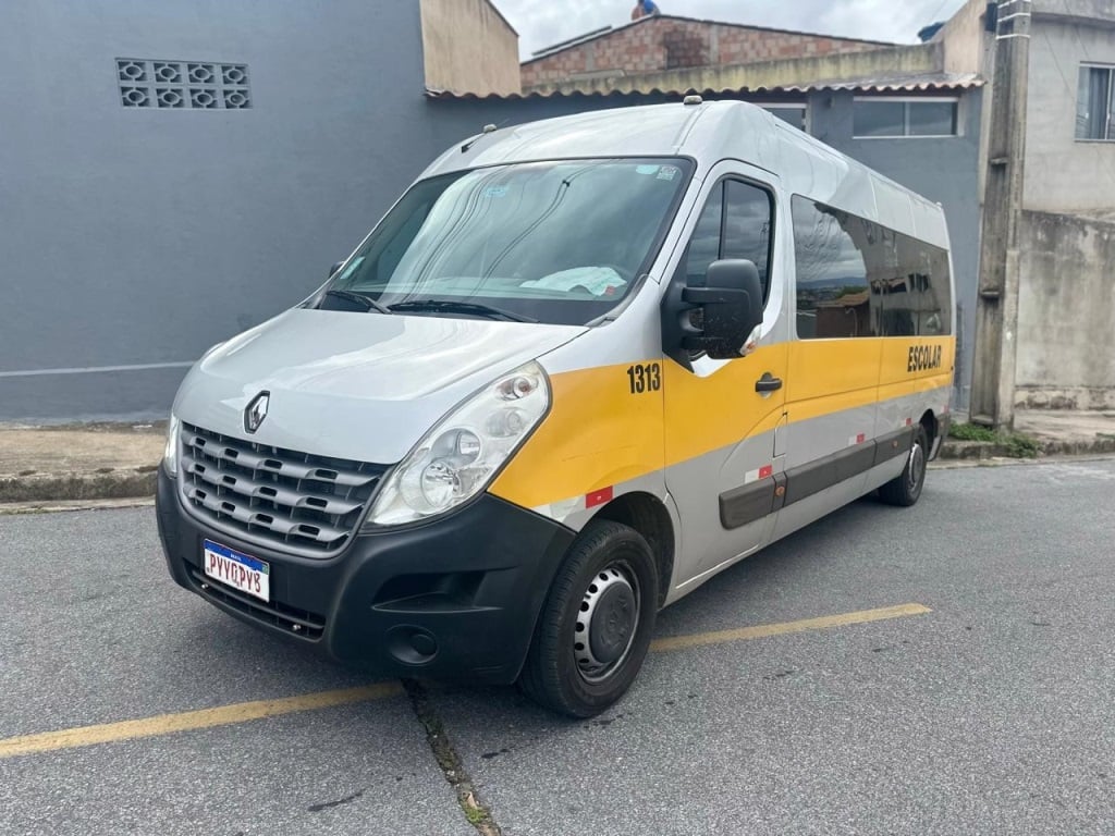 2.3 DCI MINIBUS EXECUTIVE L3H2 16 LUGARES 16V DIESEL 4P MANUAL