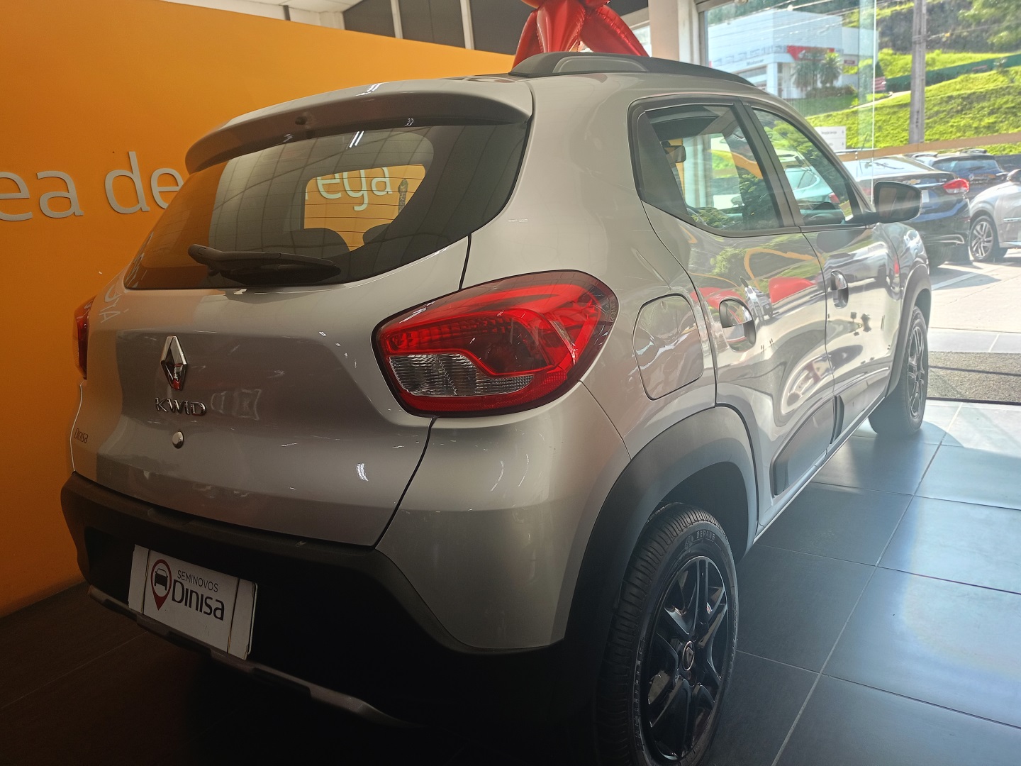 KWID 1.0 12V SCE FLEX OUTSIDER MANUAL