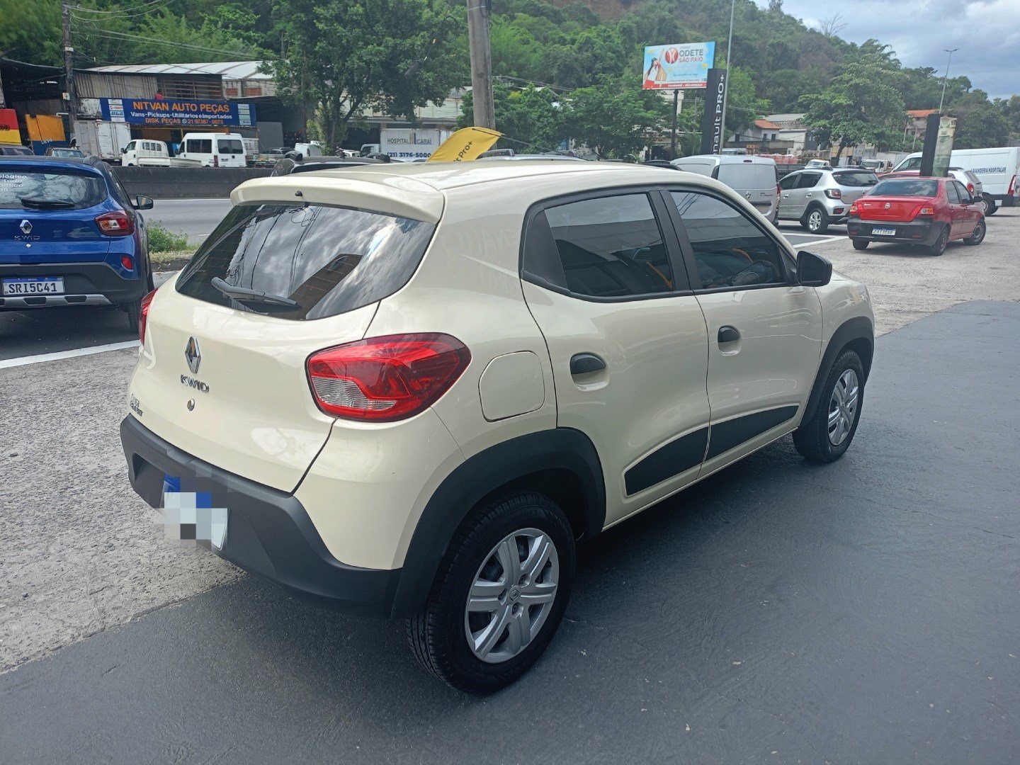 KWID 1.0 12V SCE FLEX ZEN MANUAL