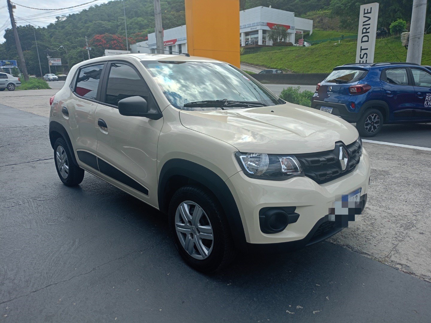 KWID 1.0 12V SCE FLEX ZEN MANUAL