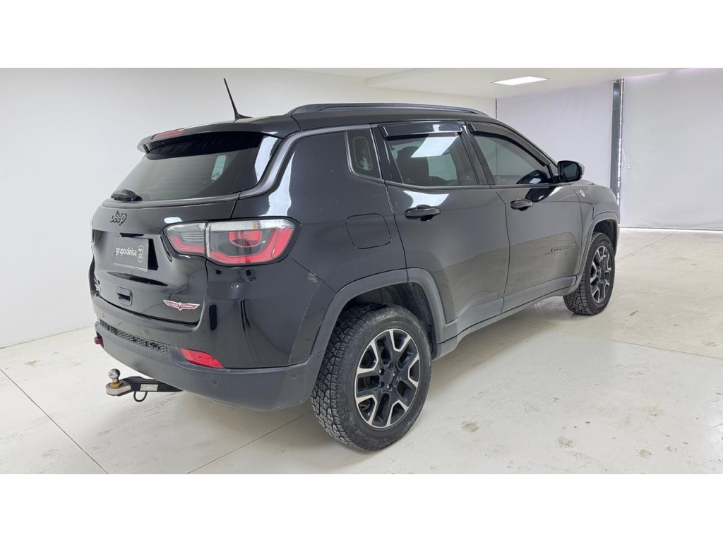 COMPASS 2.0 16V DIESEL TRAILHAWK 4X4 AUTOMÁTICO