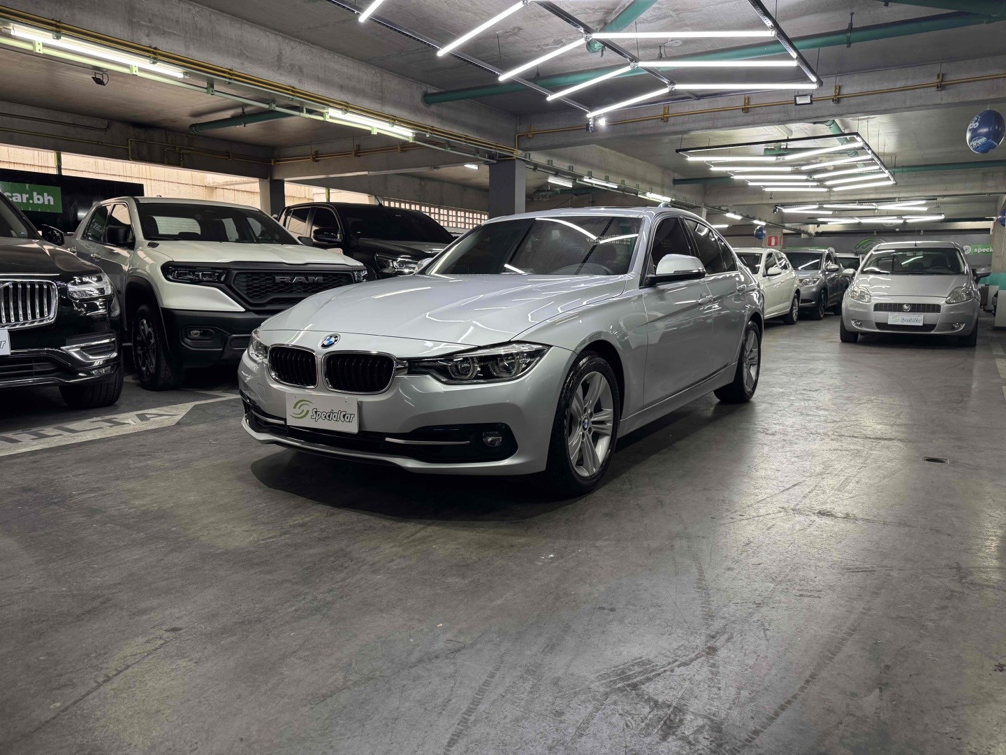 BMW 320i 2.0 SPORT 16V TURBO ACTIVE FLEX 4P AUTOMÁTICO