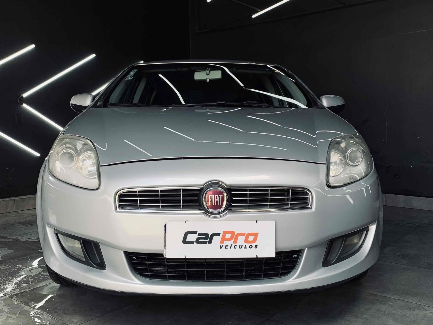 FIAT BRAVO 1.8 ABSOLUTE 16V FLEX 4P AUTOMATIZADO