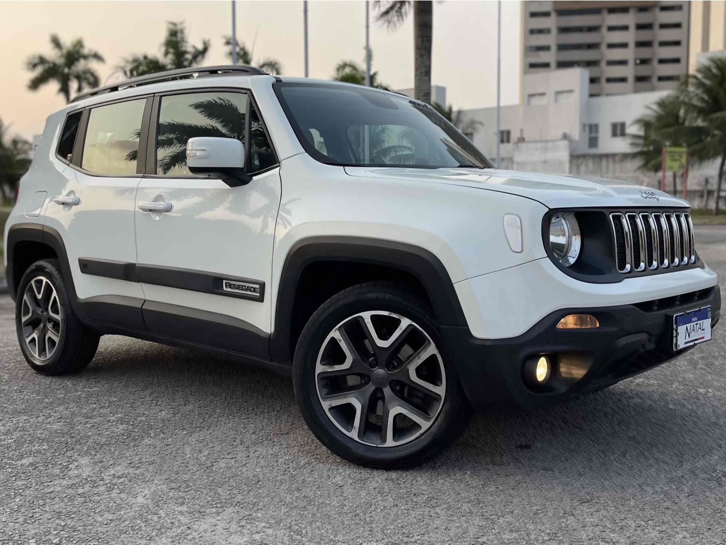 JEEP RENEGADE 2.0 16V TURBO DIESEL LONGITUDE 4P 4X4 AUTOMÁTICO