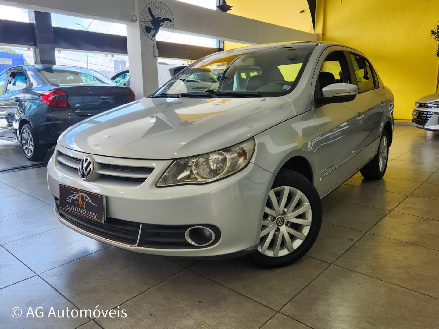 VOLKSWAGEN VOYAGE 1.6 MI COMFORTLINE I-MOTION 8V FLEX 4P AUTOMATIZADO