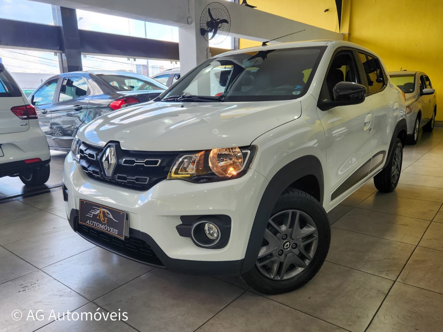 RENAULT KWID 1.0 12V SCE FLEX INTENSE MANUAL