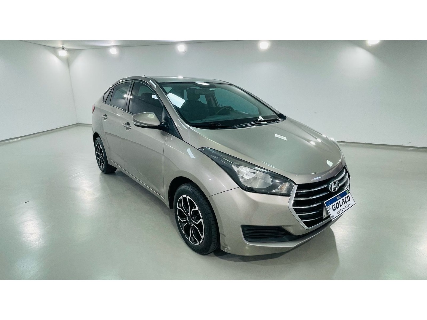 HYUNDAI HB20S 1.6 COMFORT PLUS 16V FLEX 4P AUTOMÁTICO
