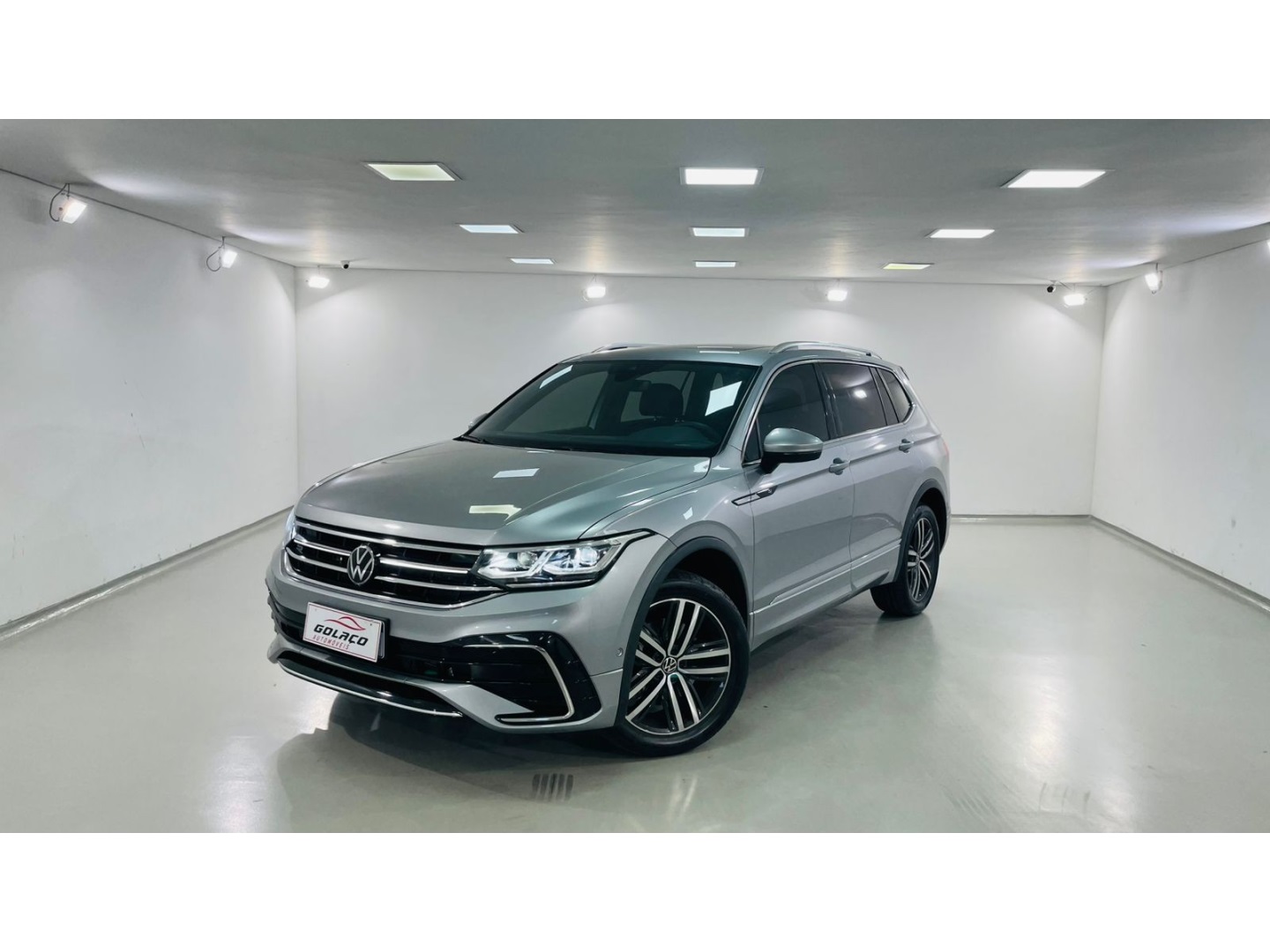 VOLKSWAGEN TIGUAN 2.0 300 TSI GASOLINA ALLSPACE R-LINE AUTOMÁTICO