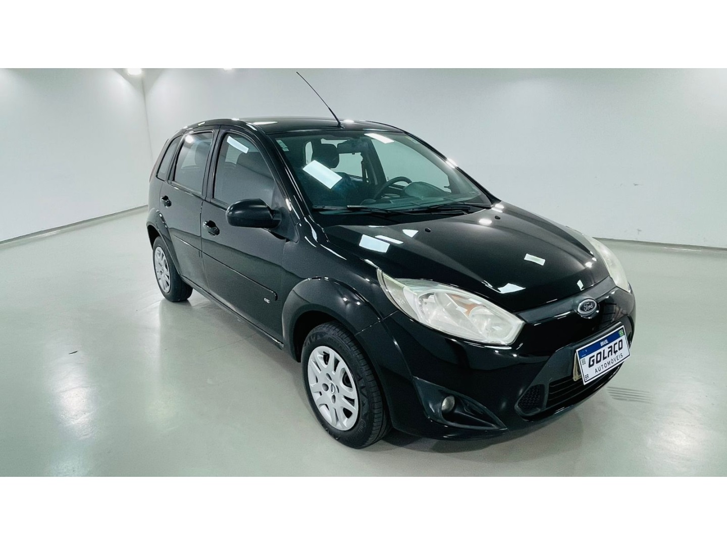FORD FIESTA 1.6 ROCAM HATCH 8V FLEX 4P MANUAL