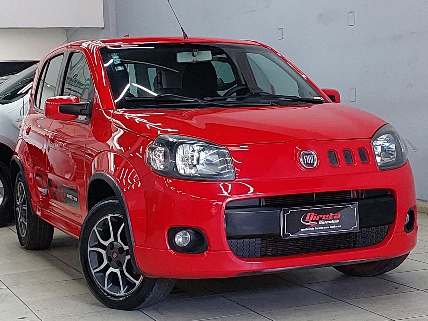 FIAT UNO 1.4 SPORTING 8V FLEX 4P MANUAL