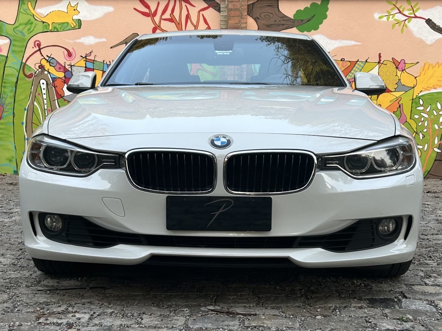 BMW 320i