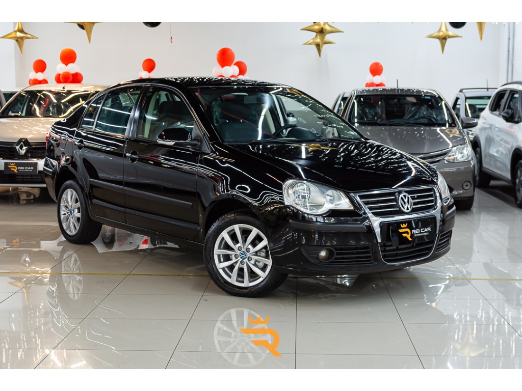 VOLKSWAGEN POLO SEDAN 1.6 8V GASOLINA 4P MANUAL