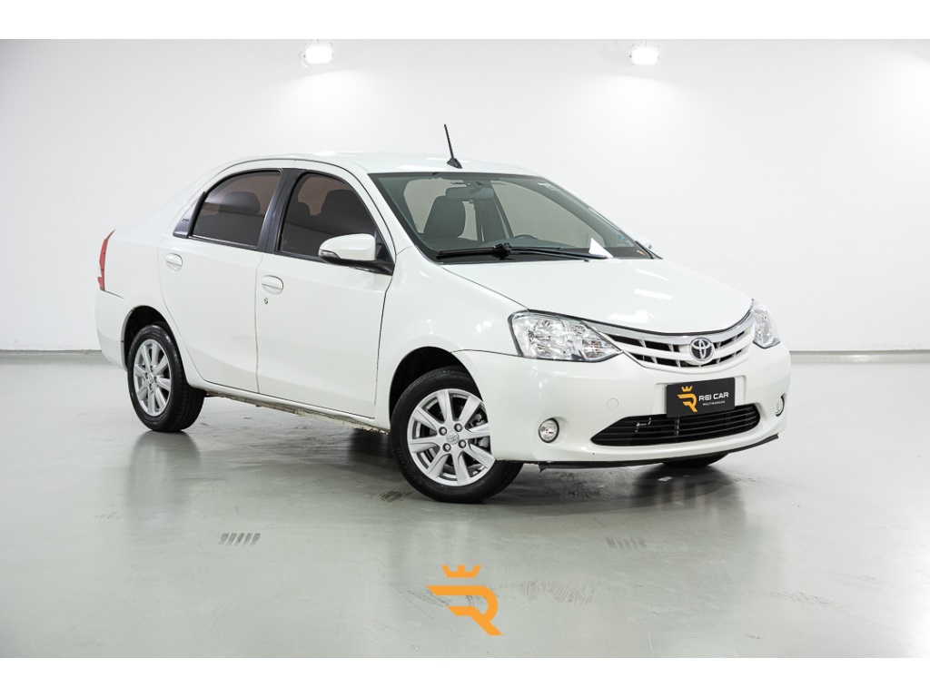 TOYOTA ETIOS 1.5 XLS SEDAN 16V FLEX 4P AUTOMÁTICO