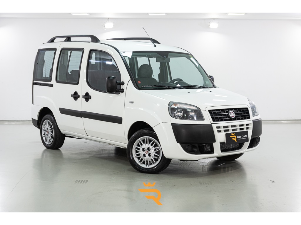 FIAT DOBLO 1.8 MPI ESSENCE 7L 16V FLEX 4P MANUAL