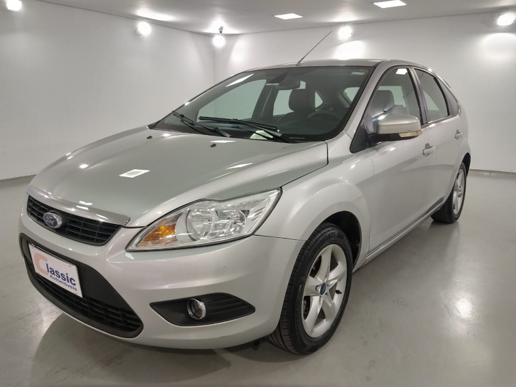 FORD FOCUS 2.0 GLX 16V FLEX 4P MANUAL