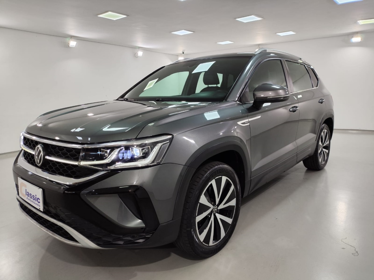 VOLKSWAGEN TAOS 1.4 250 TSI TOTAL FLEX HIGHLINE AUTOMÁTICO