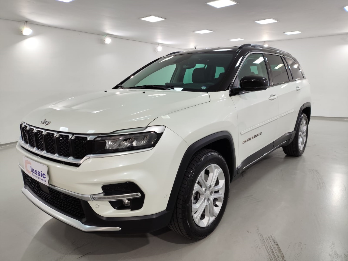 JEEP COMMANDER 1.3 T270 TURBO FLEX LONGITUDE AT6