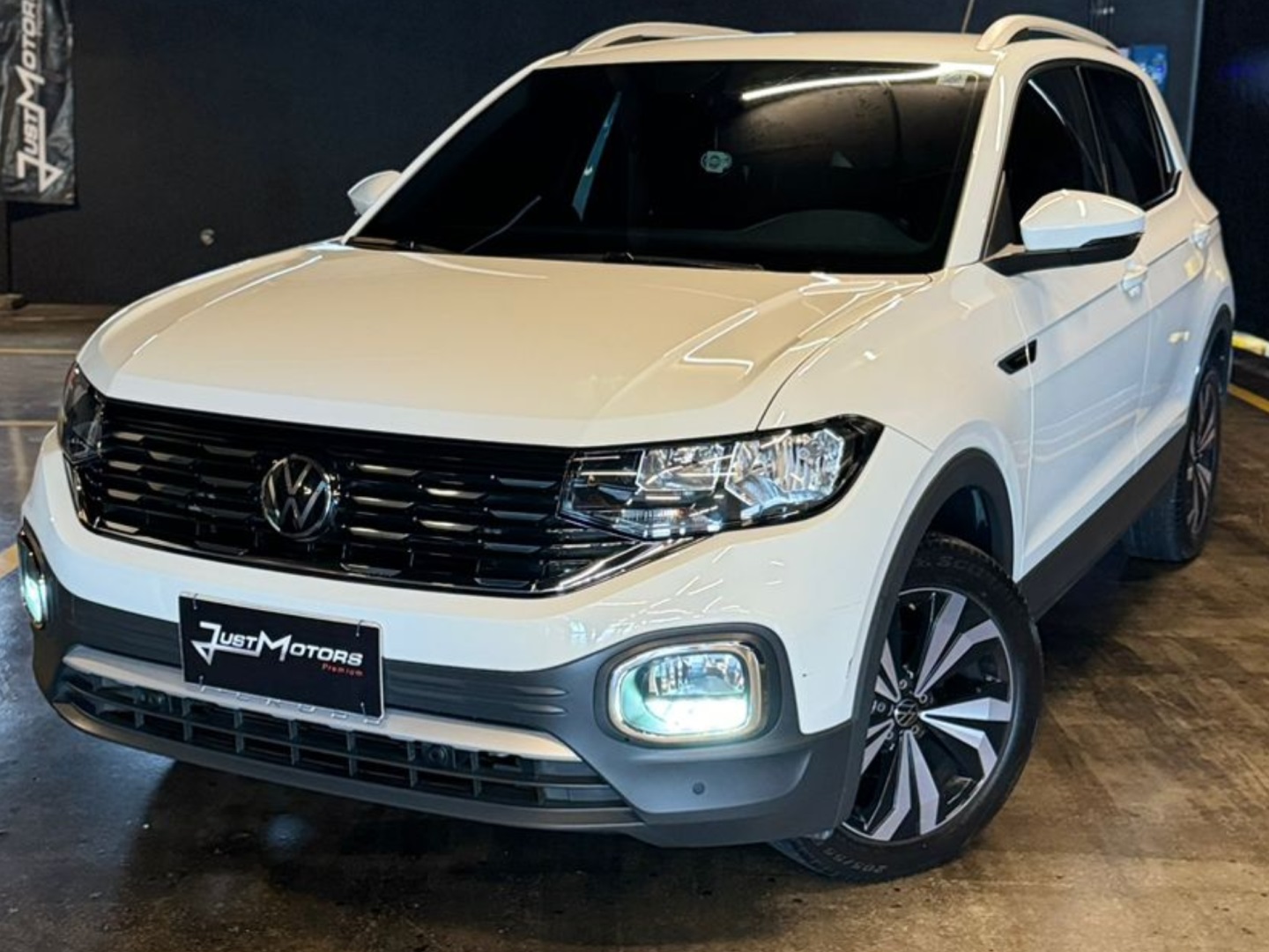 VOLKSWAGEN T-CROSS 1.4 250 TSI TOTAL FLEX HIGHLINE AUTOMÁTICO