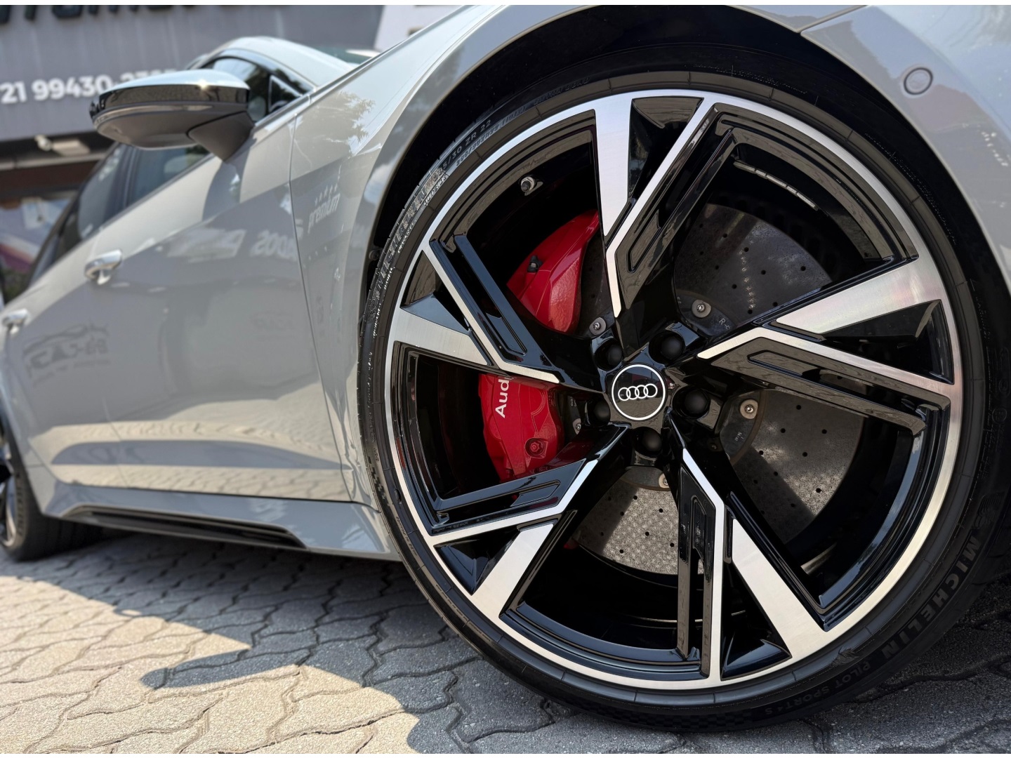 AUDI RS6 4.0 AVANT V8 TWINTURBO MHEV TIPTRONIC