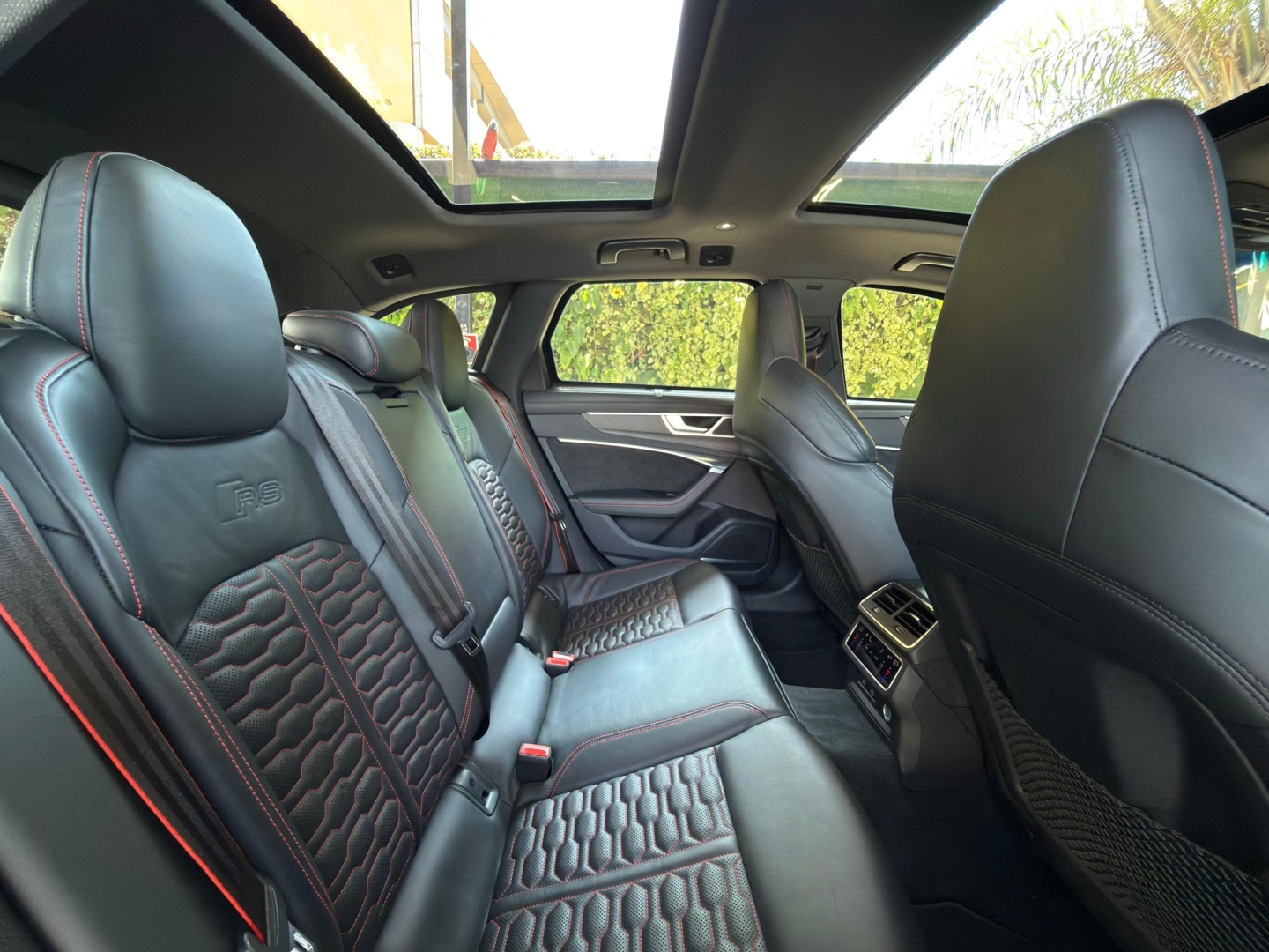 AUDI RS6 4.0 AVANT V8 TWINTURBO MHEV TIPTRONIC