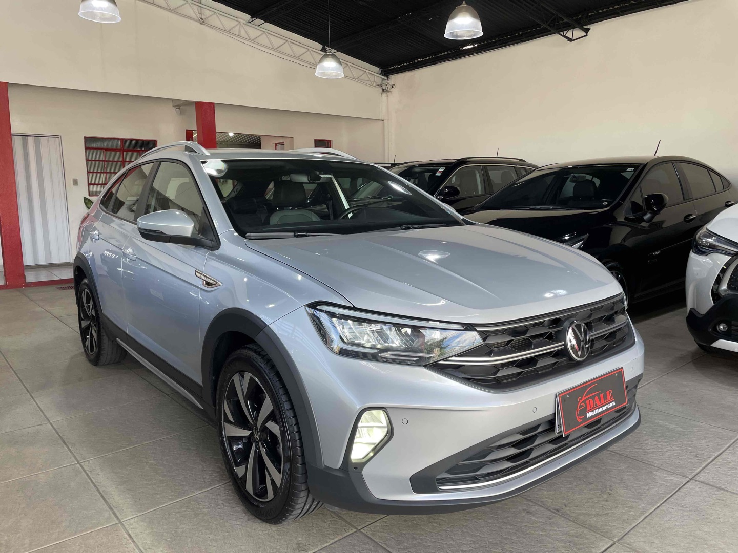 VOLKSWAGEN NIVUS 1.0 200 TSI TOTAL FLEX HIGHLINE AUTOMÁTICO