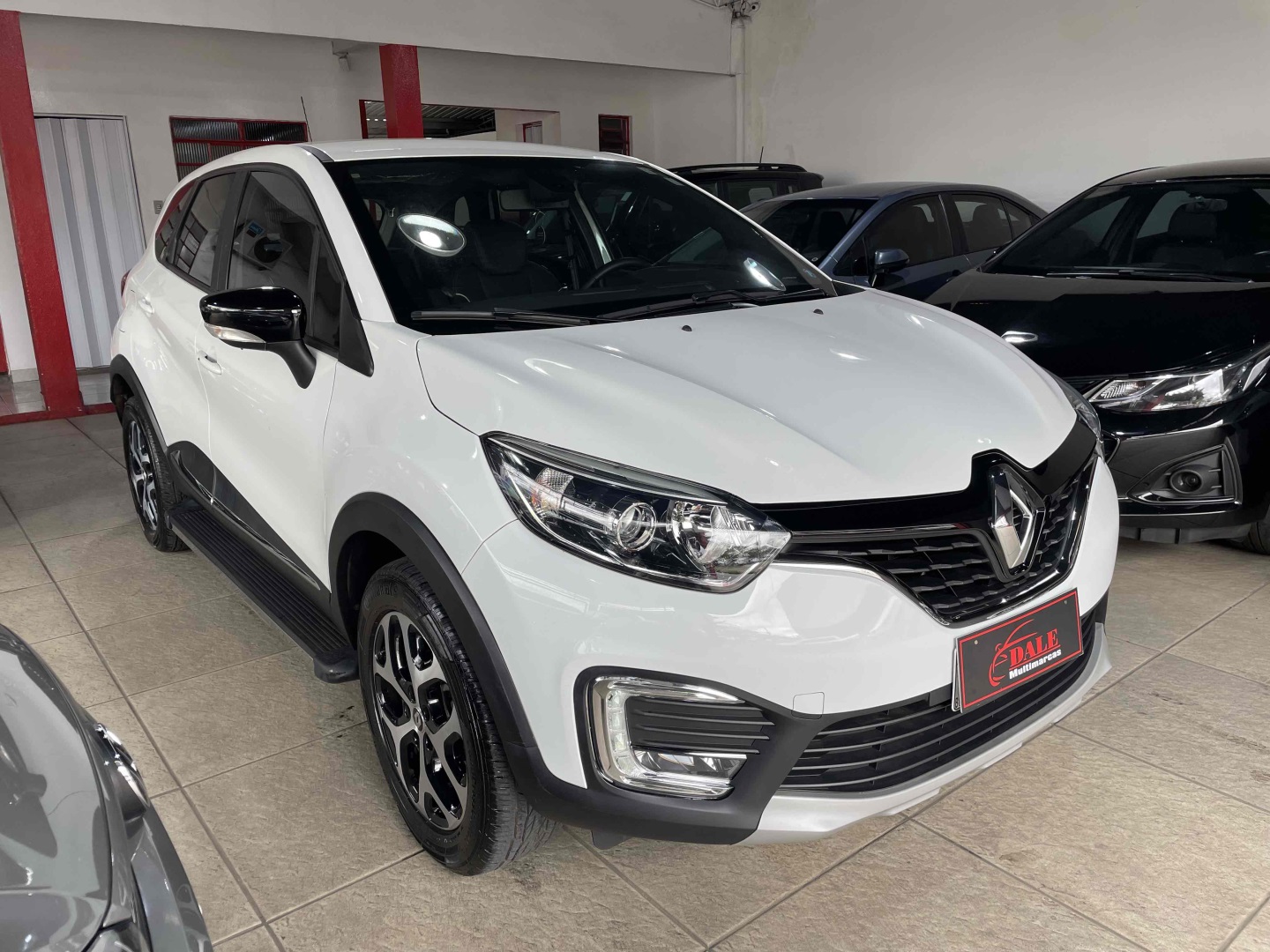 RENAULT CAPTUR 1.6 16V SCE FLEX INTENSE X-TRONIC