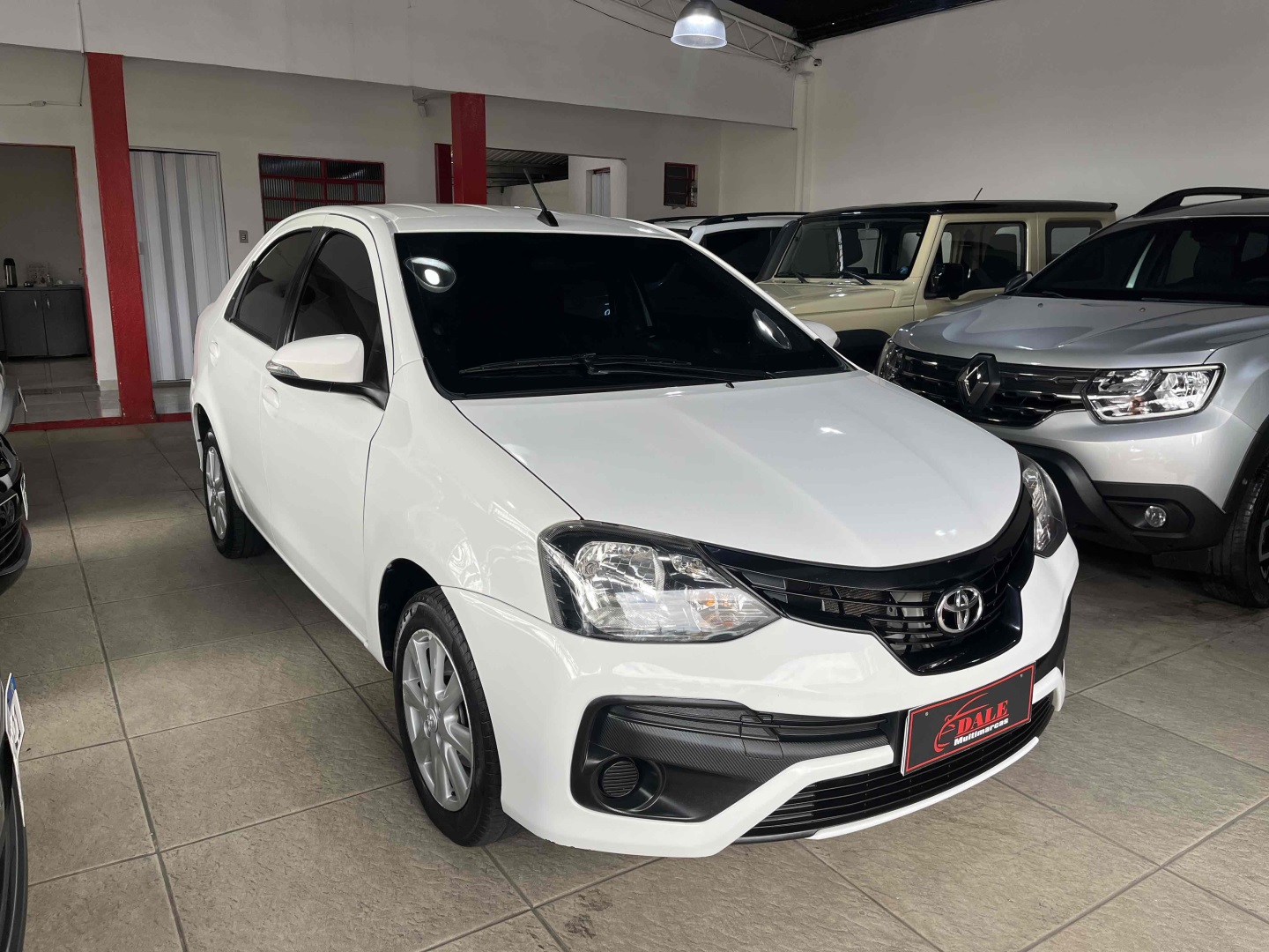 TOYOTA ETIOS 1.5 X PLUS SEDAN 16V FLEX 4P AUTOMÁTICO