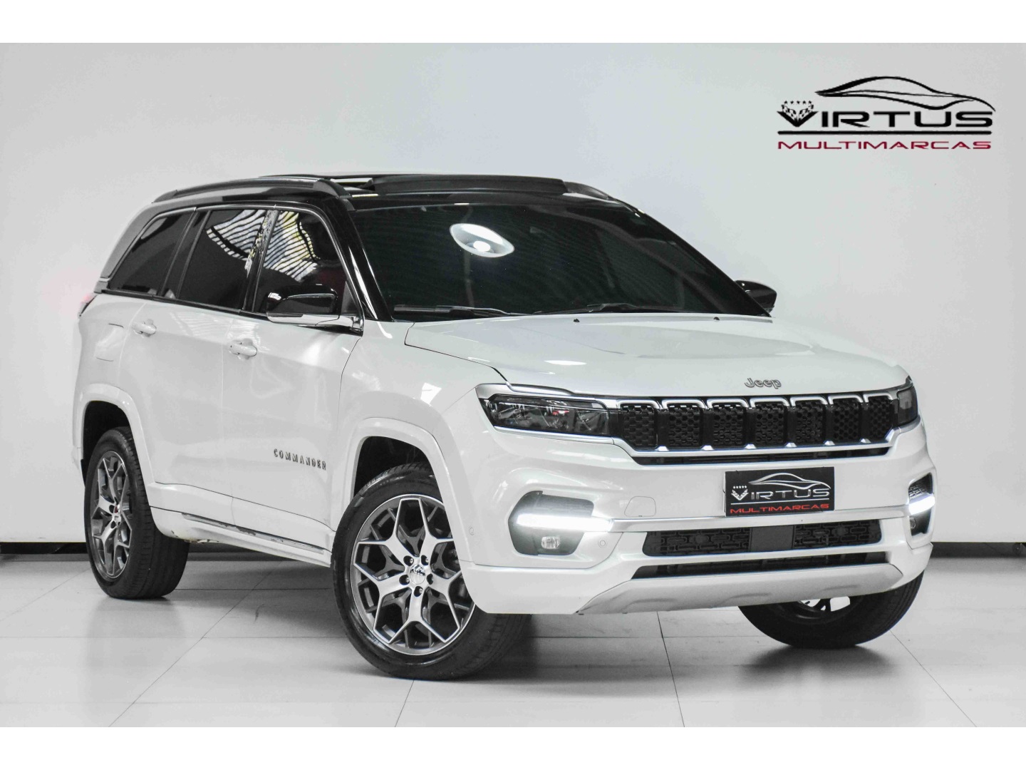 JEEP COMMANDER 2.0 TD380 TURBO DIESEL OVERLAND AT9
