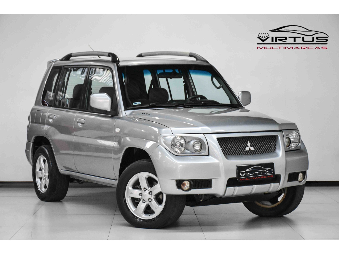 MITSUBISHI PAJERO TR4 2.0 4X4 16V 140CV FLEX 4P AUTOMÁTICO