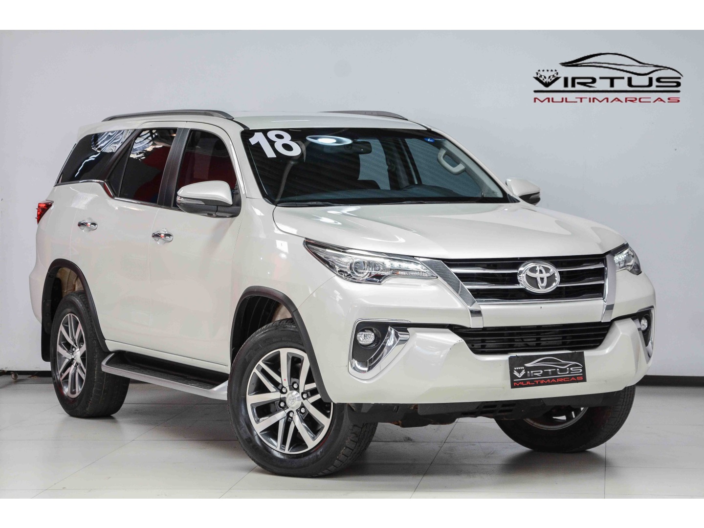 TOYOTA HILUX SW4 2.8 SRX 4X4 16V TURBO INTERCOOLER DIESEL 4P AUTOMÁTICO