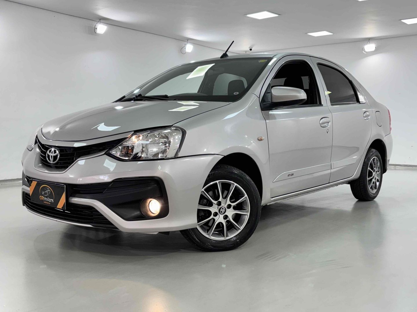 TOYOTA ETIOS 1.5 X SEDAN 16V FLEX 4P AUTOMÁTICO