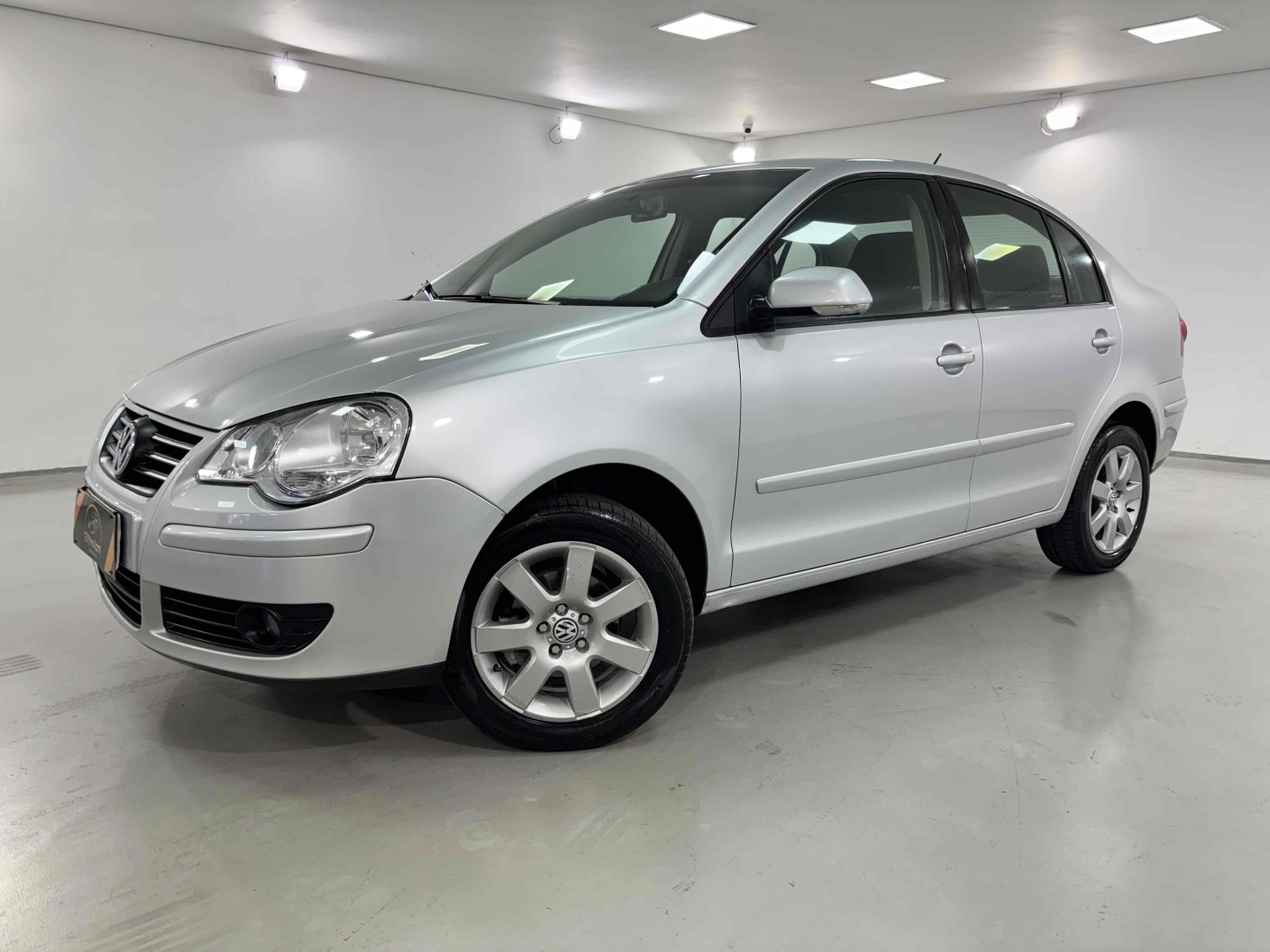 VOLKSWAGEN POLO SEDAN 1.6 MI COMFORTLINE 8V FLEX 4P MANUAL