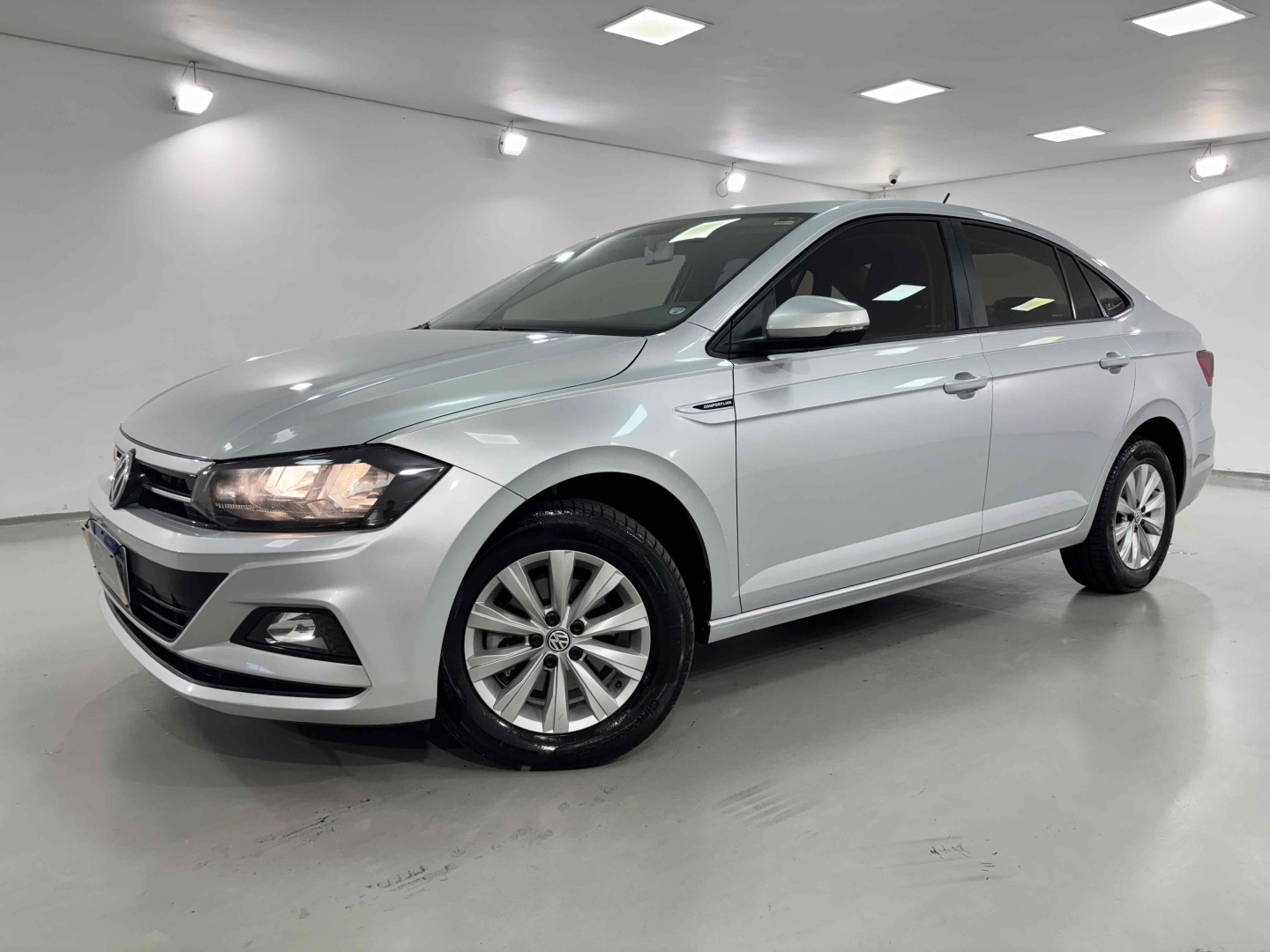 VOLKSWAGEN VIRTUS 1.0 200 TSI COMFORTLINE AUTOMÁTICO