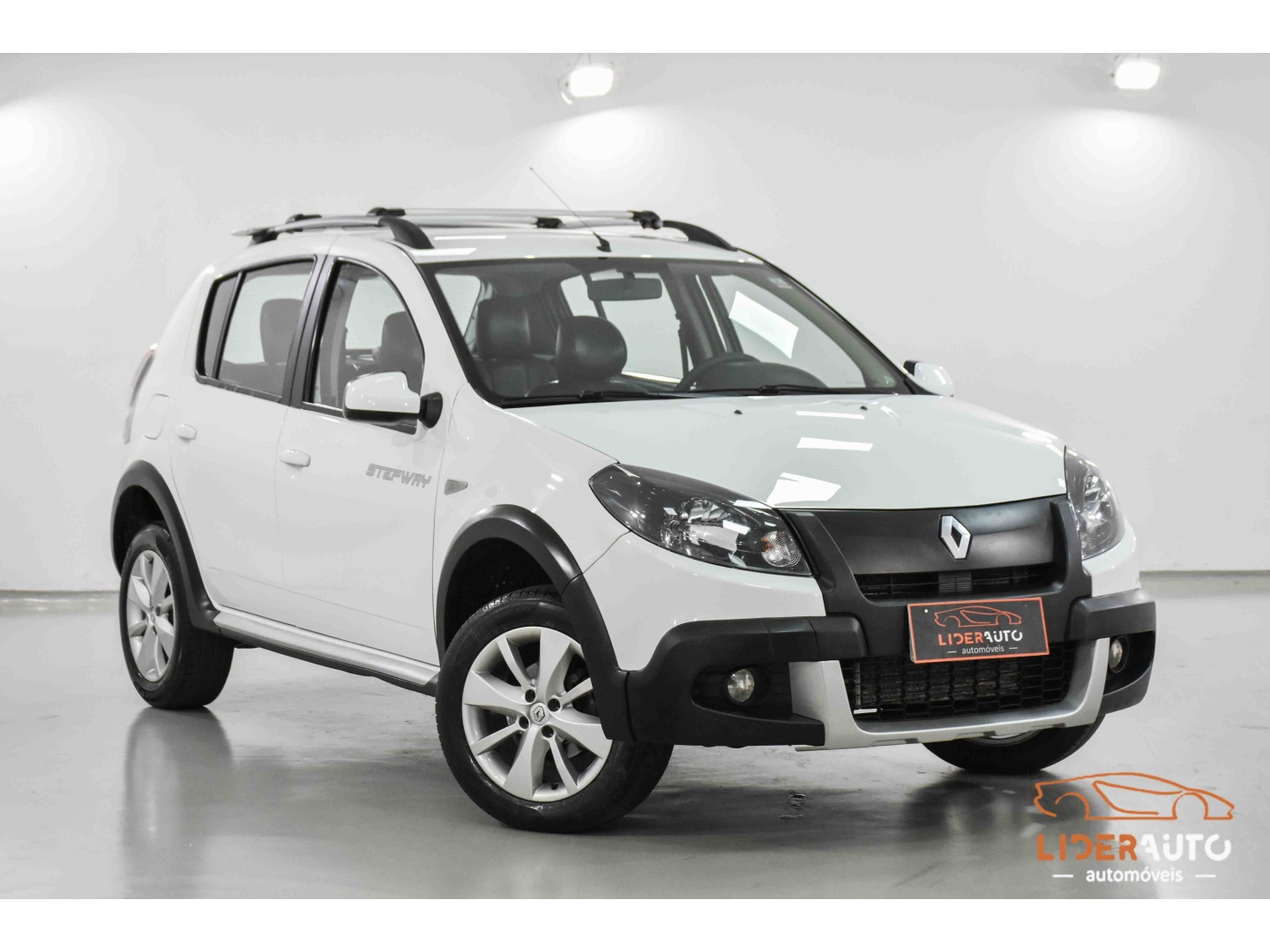 RENAULT SANDERO 1.6 STEPWAY 8V FLEX 4P MANUAL