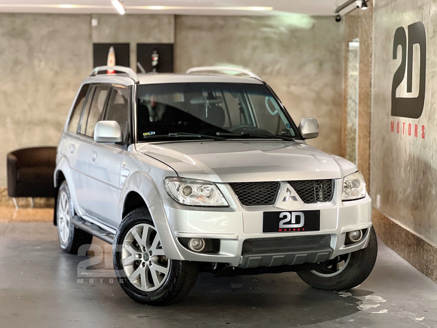 MITSUBISHI PAJERO TR4 2.0 4X4 16V 140CV FLEX 4P AUTOMÁTICO