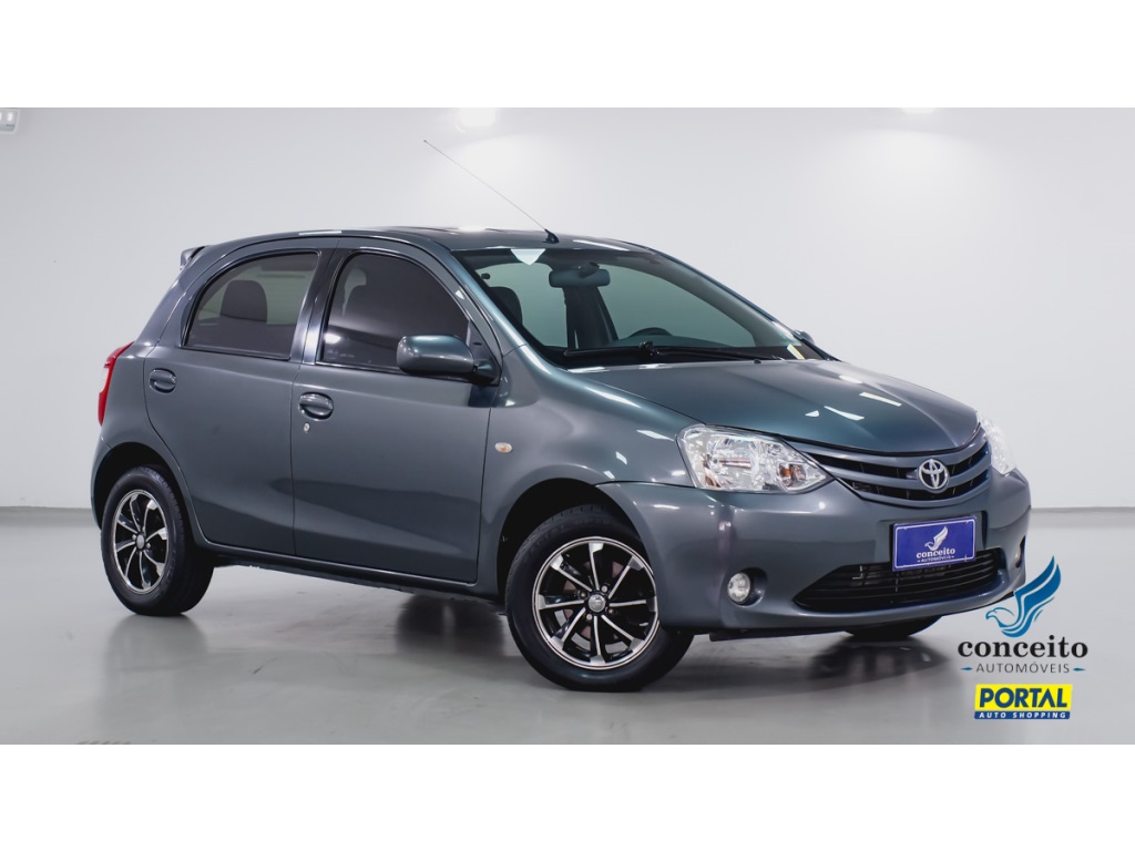 TOYOTA ETIOS 1.3 XS 16V FLEX 4P MANUAL