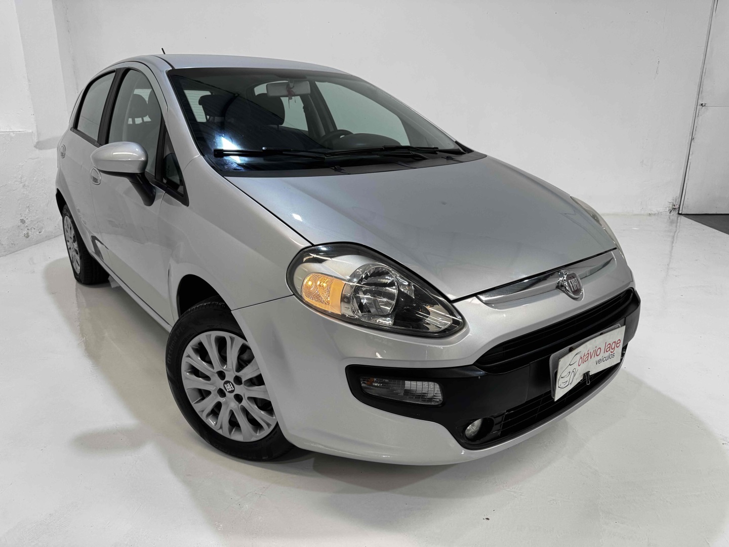 FIAT PUNTO 1.4 ATTRACTIVE 8V FLEX 4P MANUAL