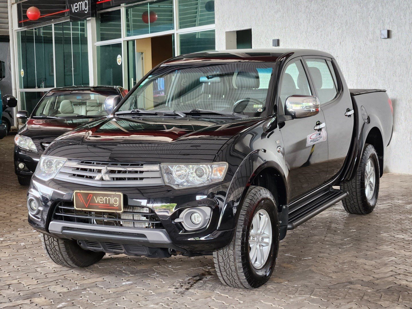 MITSUBISHI L200 TRITON 3.5 HPE 4X4 CD V6 24V FLEX 4P AUTOMÁTICO