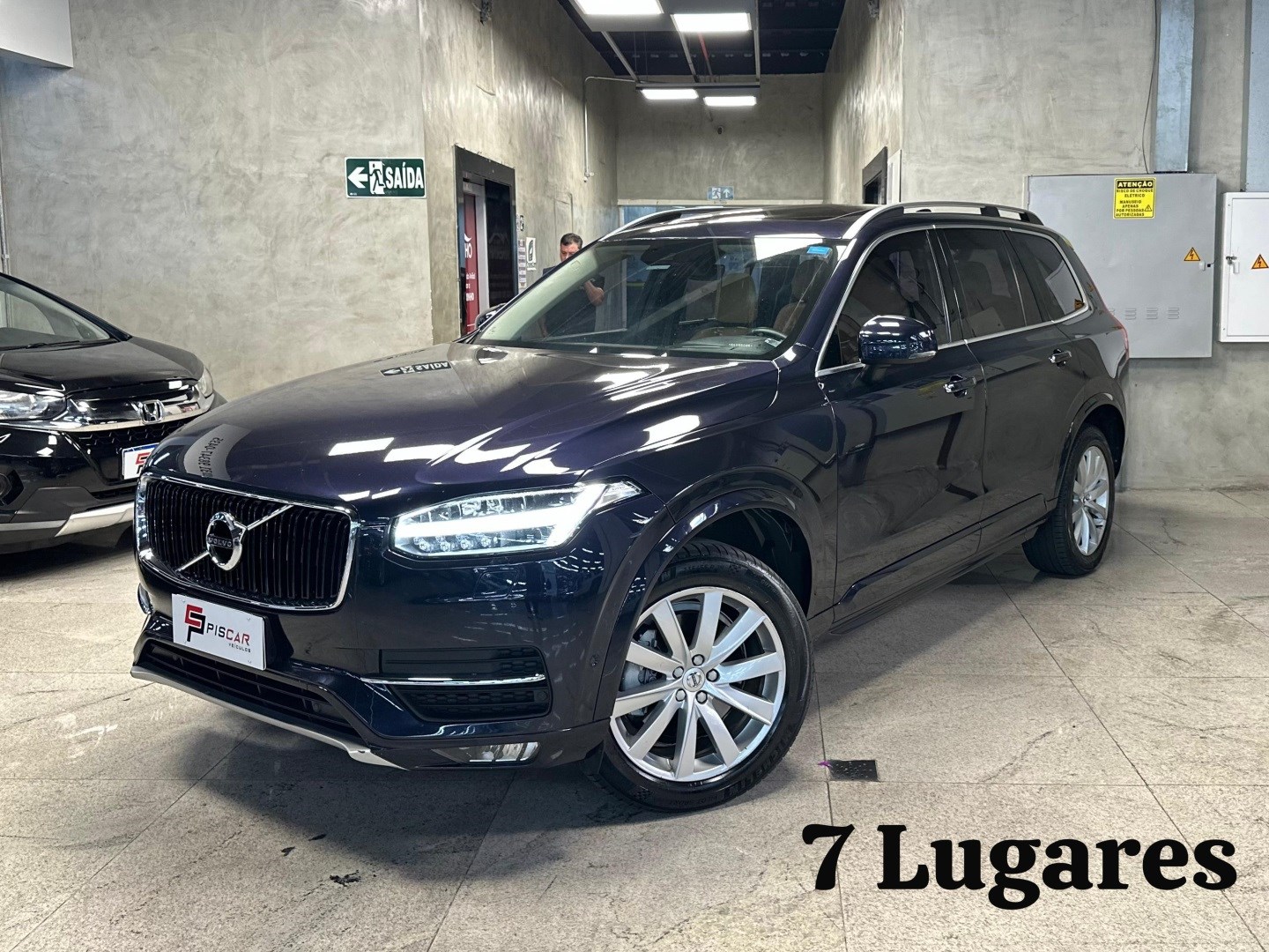 VOLVO XC 90 2.0 MOMENTUM TURBO GASOLINA 4P 4X4 AUTOMÁTICO