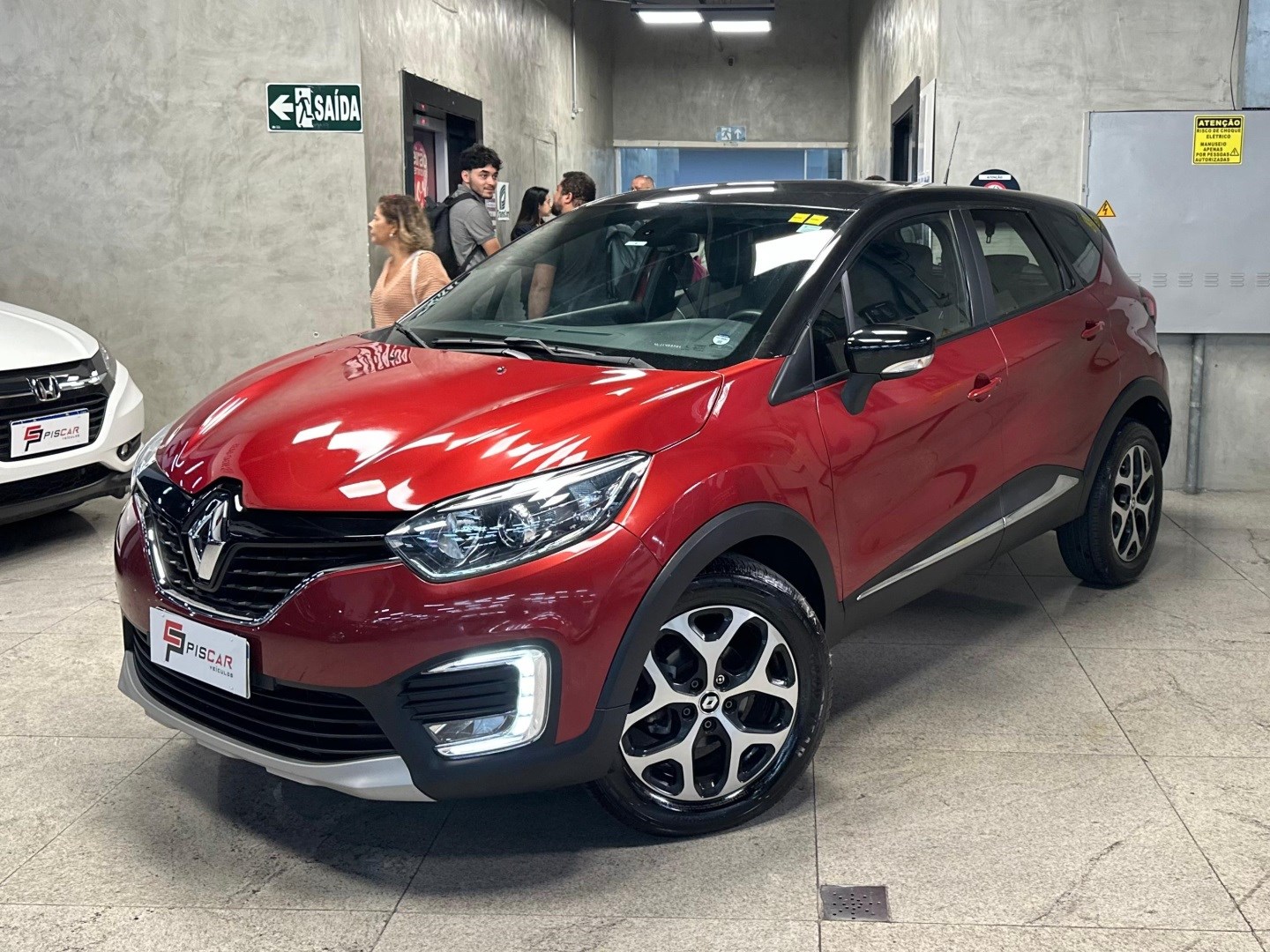 RENAULT CAPTUR 1.6 16V SCE FLEX INTENSE X-TRONIC