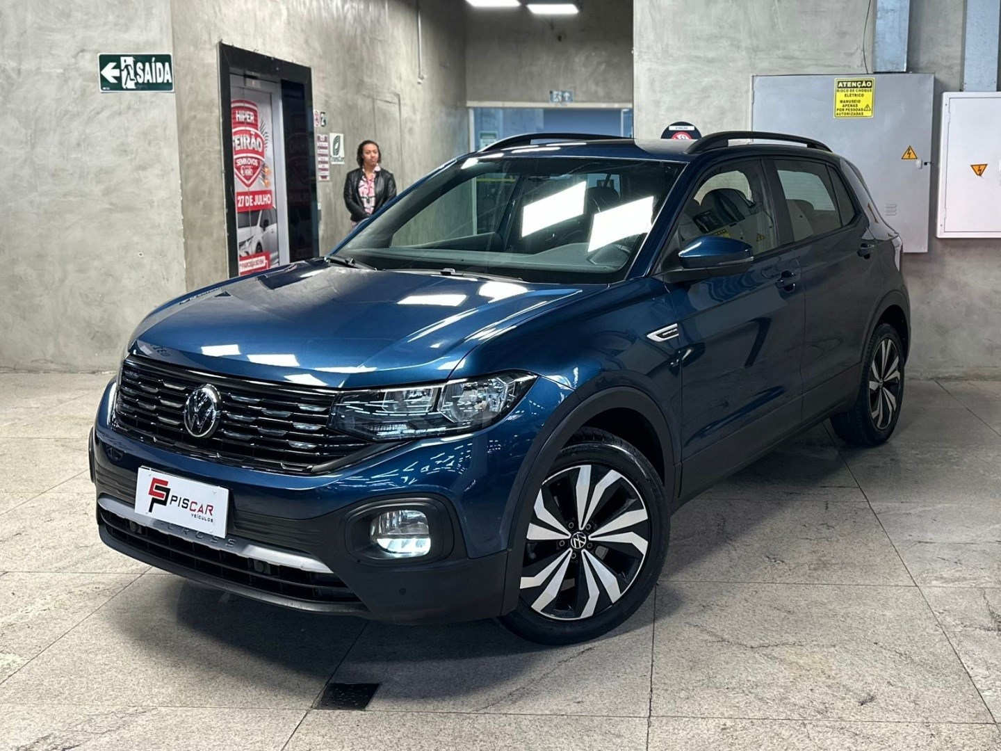 VOLKSWAGEN T-CROSS 1.0 200 TSI TOTAL FLEX COMFORTLINE AUTOMÁTICO