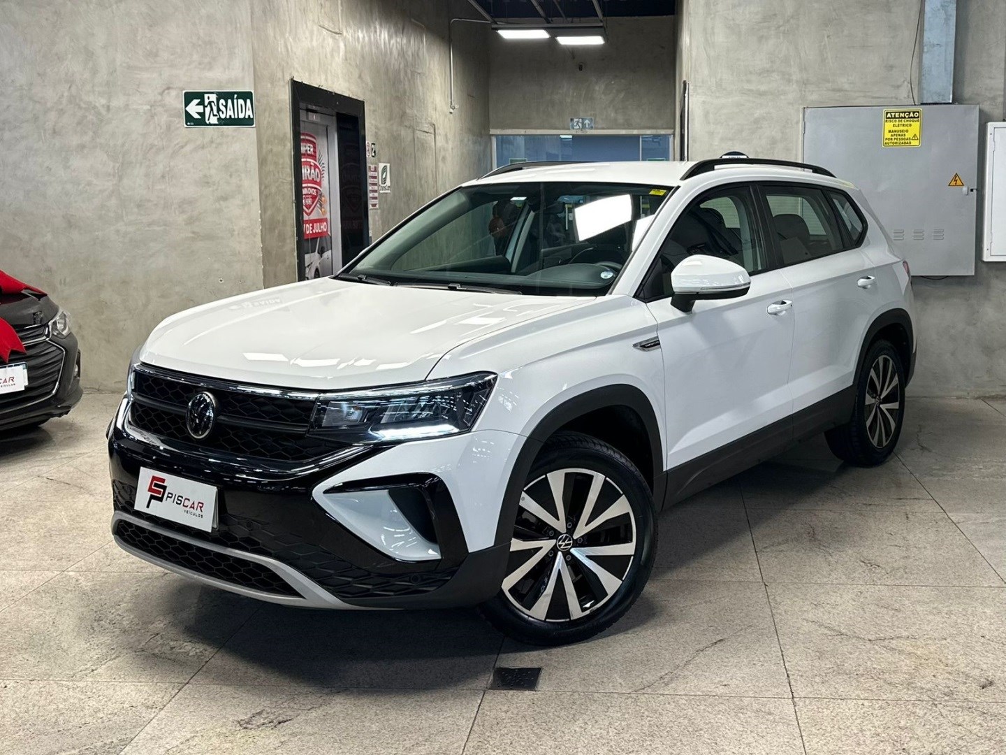 VOLKSWAGEN TAOS 1.4 250 TSI TOTAL FLEX COMFORTLINE AUTOMÁTICO