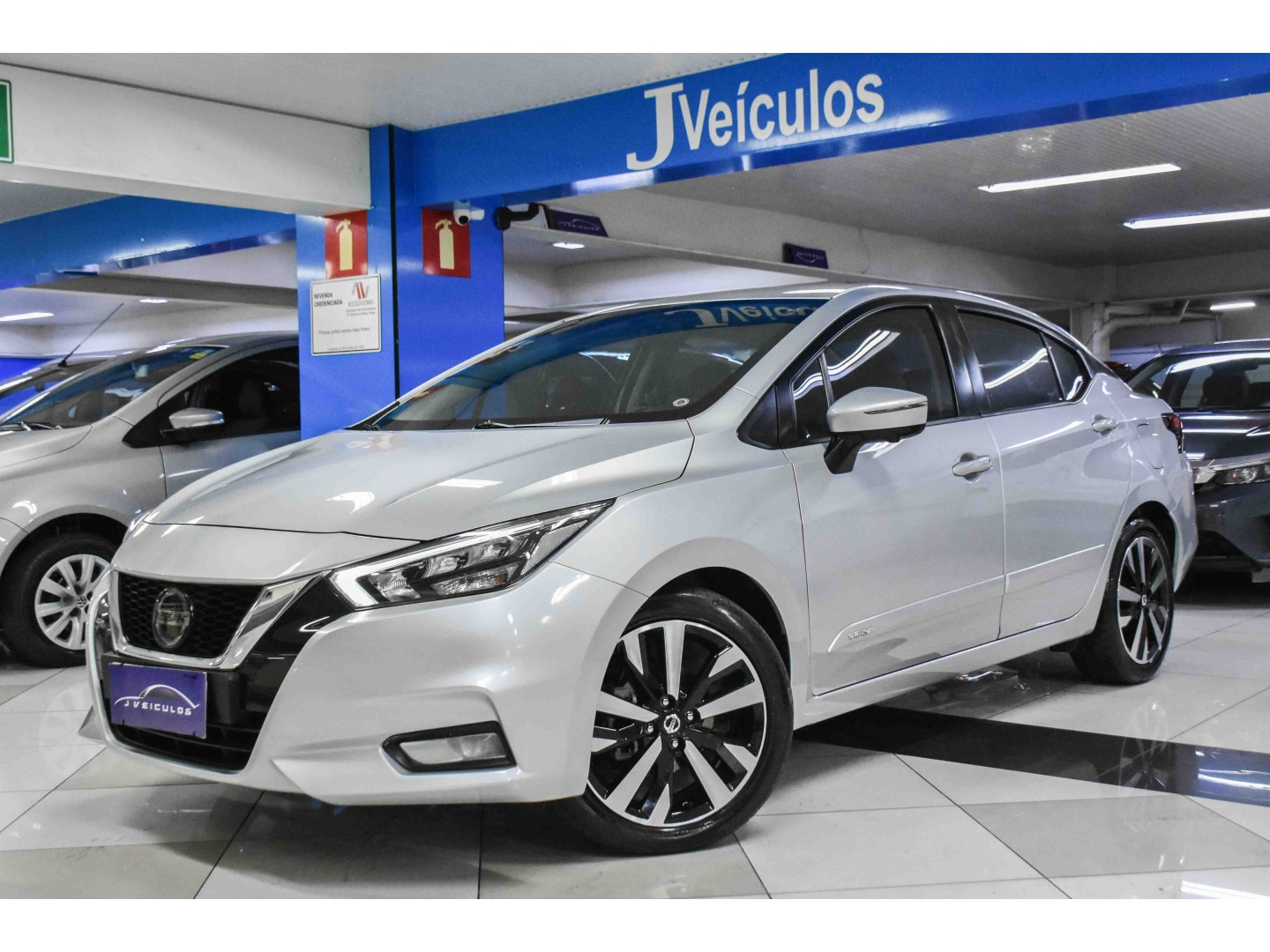 NISSAN VERSA 1.6 16V FLEX EXCLUSIVE XTRONIC