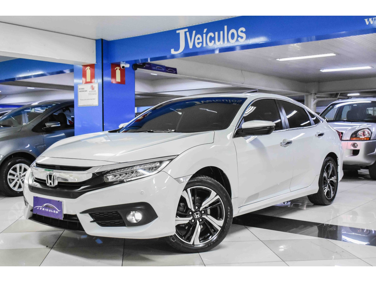 HONDA CIVIC 1.5 16V TURBO GASOLINA TOURING 4P CVT